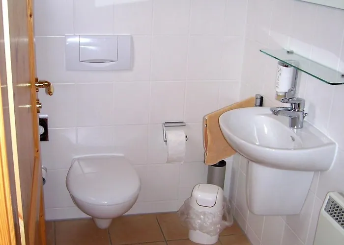 Holiday home Gemuetliches Mit Terrasse - Ferienhaeuser Auerhahn *